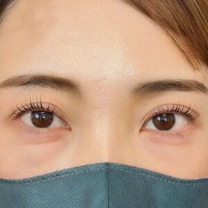 仙台の自宅サロンでまつげパーマ・マツエクを行っています。駐車場無料。まつげパーマの仕上がりやおすすめデザインを掲載しています。県道仙台大衡線北山トンネルに近いため仙台市中心部や泉区、富谷町方面からお車でのアクセスも便利です